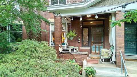 5 Arlington Court, Charleston, WV 25301