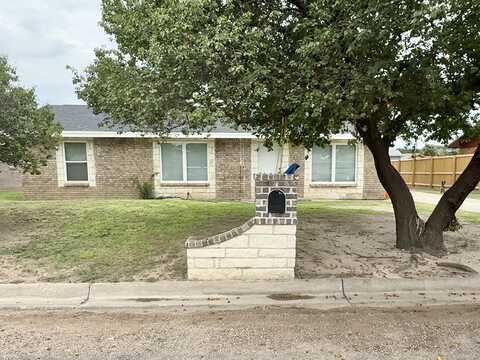 905 W 9th Street, Muleshoe, TX 79347