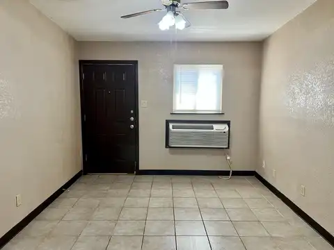 226 Cherry Street, Levelland, TX 79336