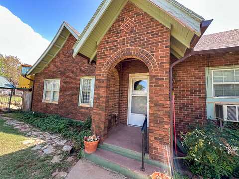 308 9th Street, Turkey, TX 79261