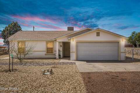 5213 Navajo Trail, Las Cruces, NM 88012