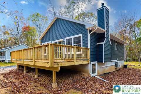 77 Parker Trail, Penn Forest Twp, PA 18210