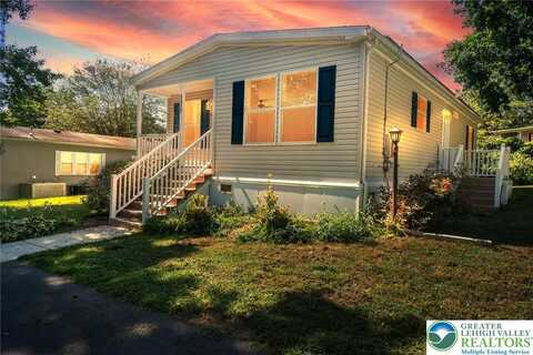 8912 cedar Road, Macungie Boro, PA 18031