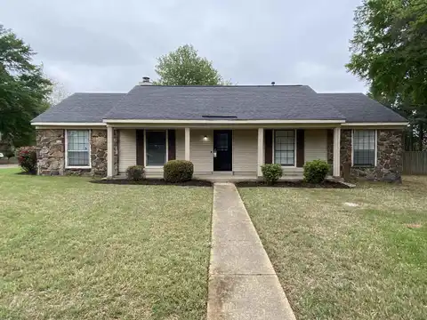 7136 DEVINE, Bartlett, TN 38133