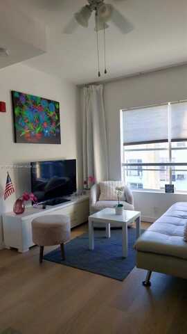 1358 Pennsylvania Ave, Miami Beach, FL 33139