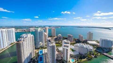 90 SW 3rd St, Miami, FL 33130