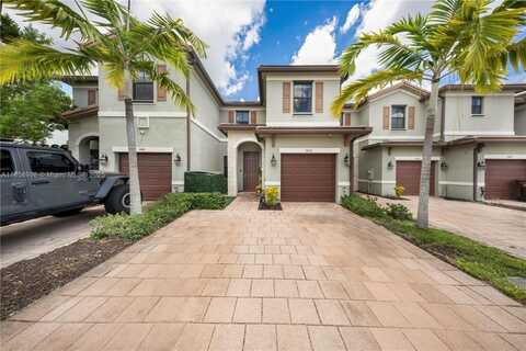3433 W 104th Ter, Hialeah, FL 33018