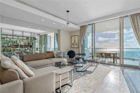 17901 Collins Ave, Sunny Isles Beach, FL 33160