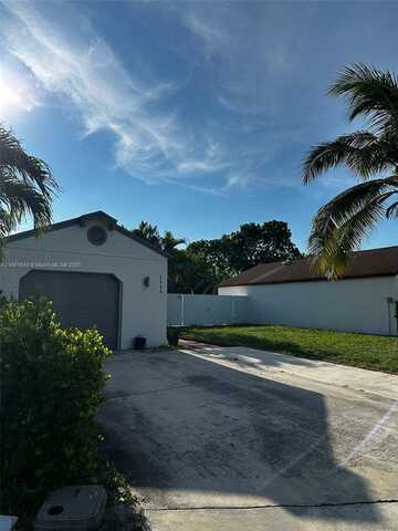 2450 SW 85th Ave, Miramar, FL 33025