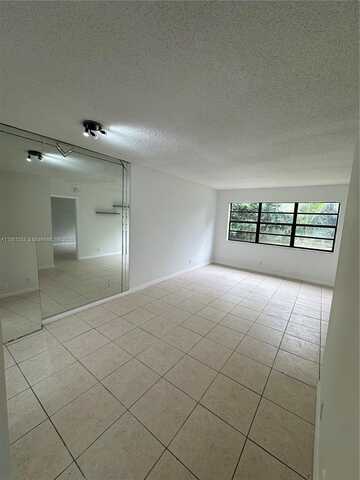 11213 Royal Palm Blvd, Coral Springs, FL 33065