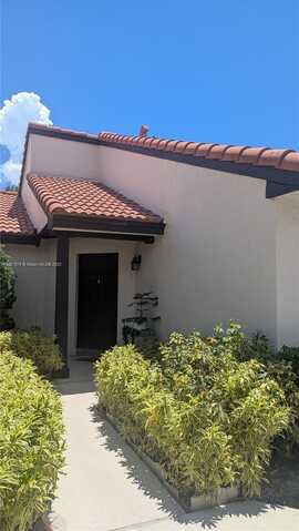 15260 SW 45th Ter, Miami, FL 33185