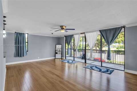 105 Lake Emerald Dr, Oakland Park, FL 33309
