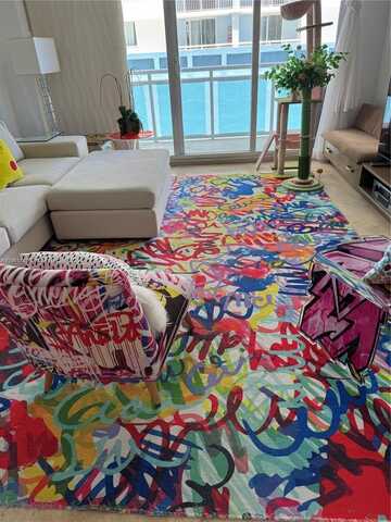 6917 Collins Ave, Miami Beach, FL 33141