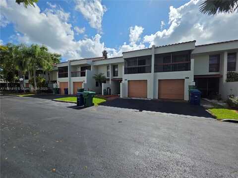 6509 Racquet Club Dr, Lauderhill, FL 33319