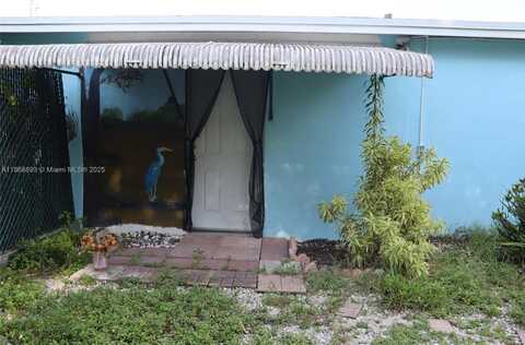 5743 Lincoln St, Hollywood, FL 33021
