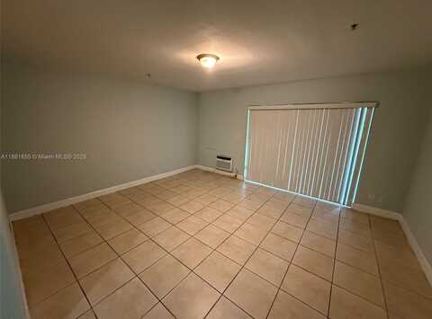 4271 NW 5th St, Plantation, FL 33317