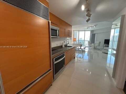 475 Brickell Ave, Miami, FL 33131