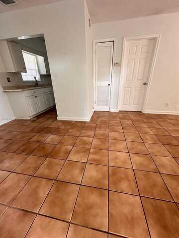 4090 NW 31st Ter, Lauderdale Lakes, FL 33309