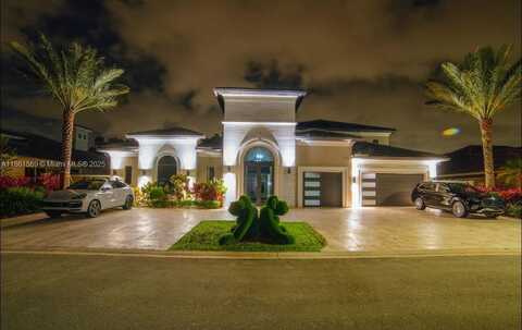 541 E Enclave Cir E, Pembroke Pines, FL 33027