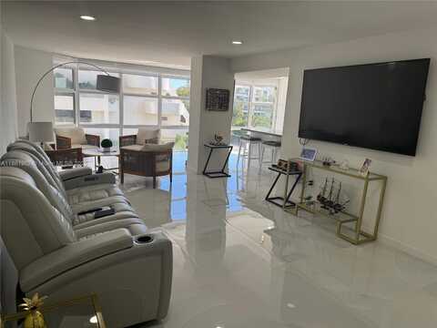 6423 Collins Ave, Miami Beach, FL 33141