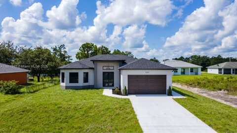 838 Chantilly St E, Lehigh Acres, FL 33974