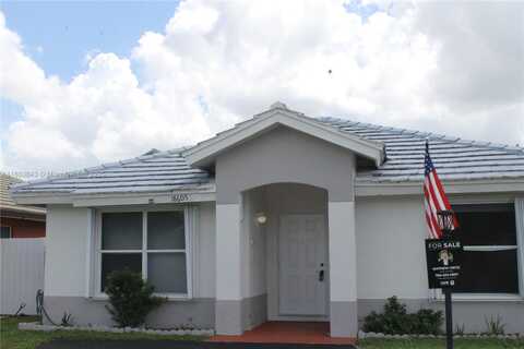 18605 NW 52nd Path, Miami Gardens, FL 33055