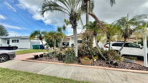 2500 NE 209th Ter, Miami, FL 33180