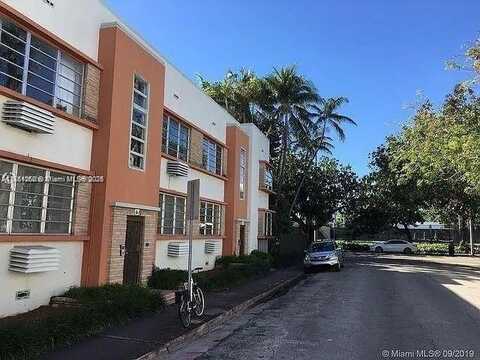 736 12th St, Miami Beach, FL 33139