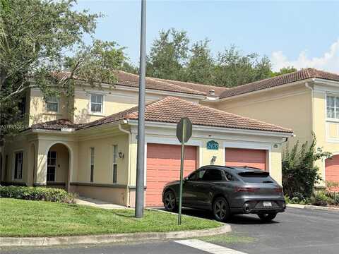 2470 Centergate Dr, Miramar, FL 33025
