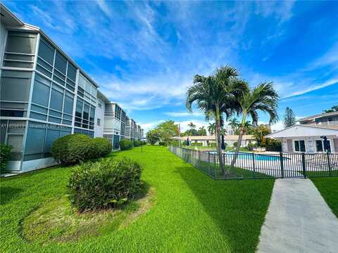 700 Layne Blvd, Hallandale Beach, FL 33009