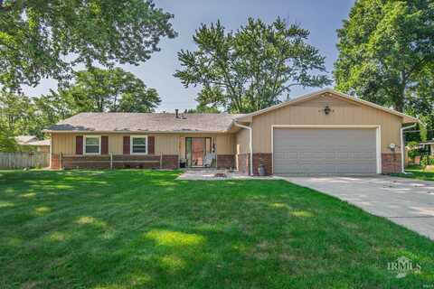 2505 W Queensbury Road, Muncie, IN 47304