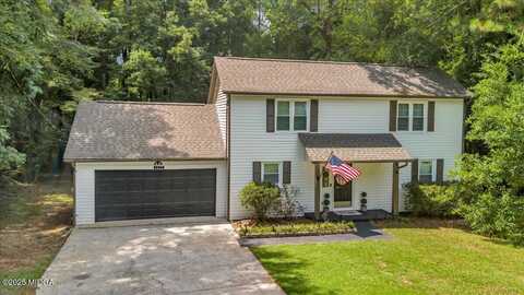 1422 Trails End Drive, Macon, GA 31220