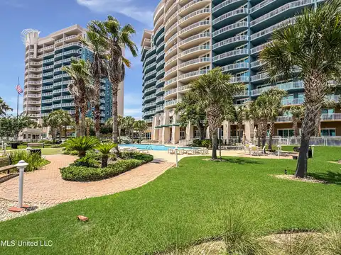 2230 Beach Drive, Gulfport, MS 39507