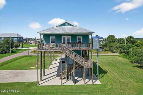 4040 Borneo Street, Bay Saint Louis, MS 39520