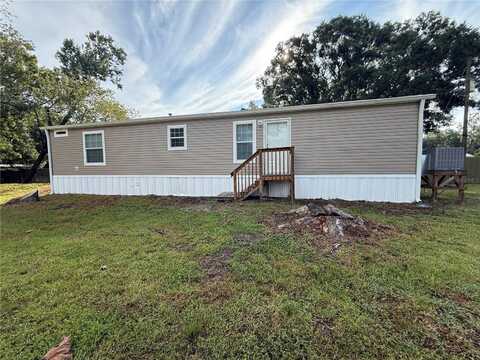 39141 BAY AVENUE, ZEPHYRHILLS, FL 33540