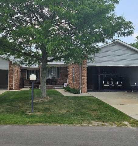 27112 Antonio, Roseville, MI 48066