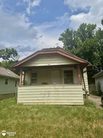 842 Ossington, Flint, MI 48507