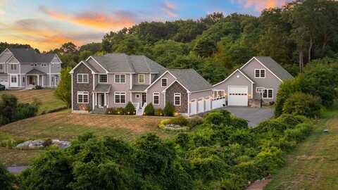 586 Hart St, Dighton, MA 02715