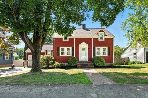 47 Aborn Ave, Wakefield, MA 01880