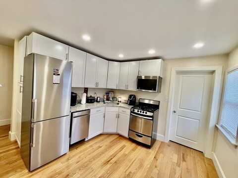 29-31 Fayette Street, Newton, MA 02458