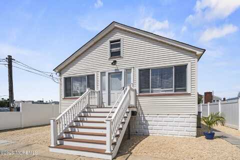 46 Sumner Avenue, Seaside Heights, NJ 08751