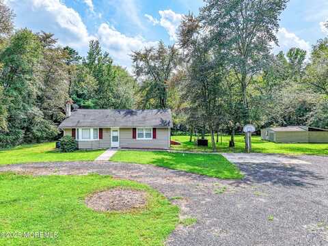 401 Lakehurst Road, Browns Mills, NJ 08015