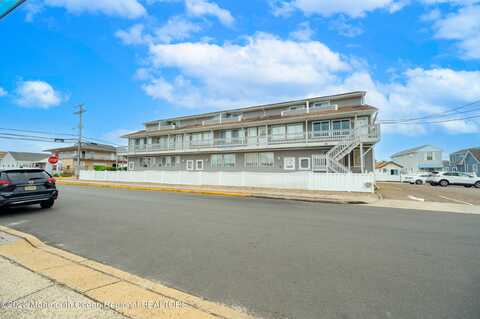 1713 Boulevard, Seaside Park, NJ 08752