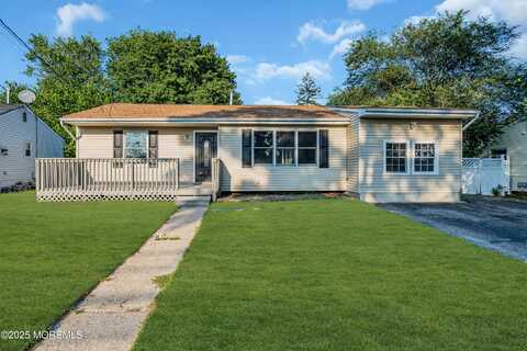 879 Egret Drive, Toms River, NJ 08753