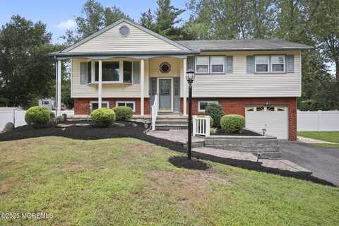 6 Canterbury Road, Manalapan, NJ 07726