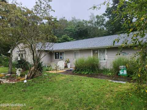 27 Cedar Drive, Lanoka Harbor, NJ 08734