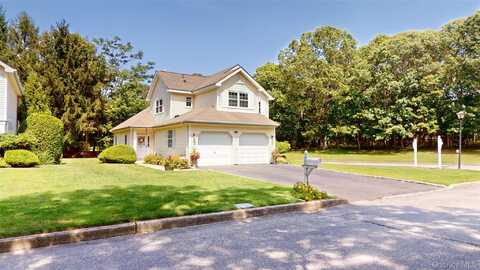 1 Cloister Lane, Middle Island, NY 11953