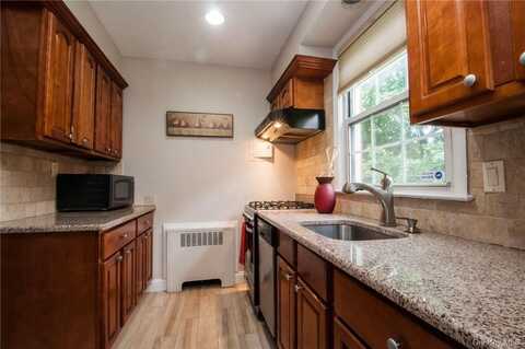 111 N Broadway, White Plains, NY 10603