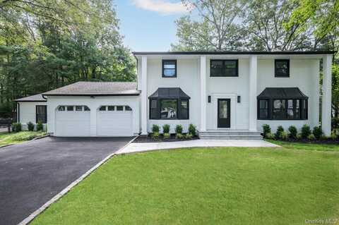 20 Melody Lane, Kings Park, NY 11754