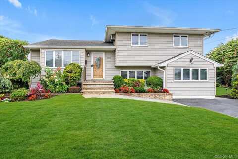 2511 Legion Street, Bellmore, NY 11710